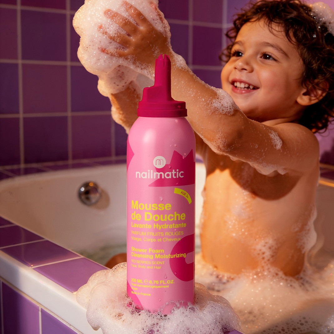 Mousse de douche - Lavante Hydratante -FRUITS ROUGE Nailmatic